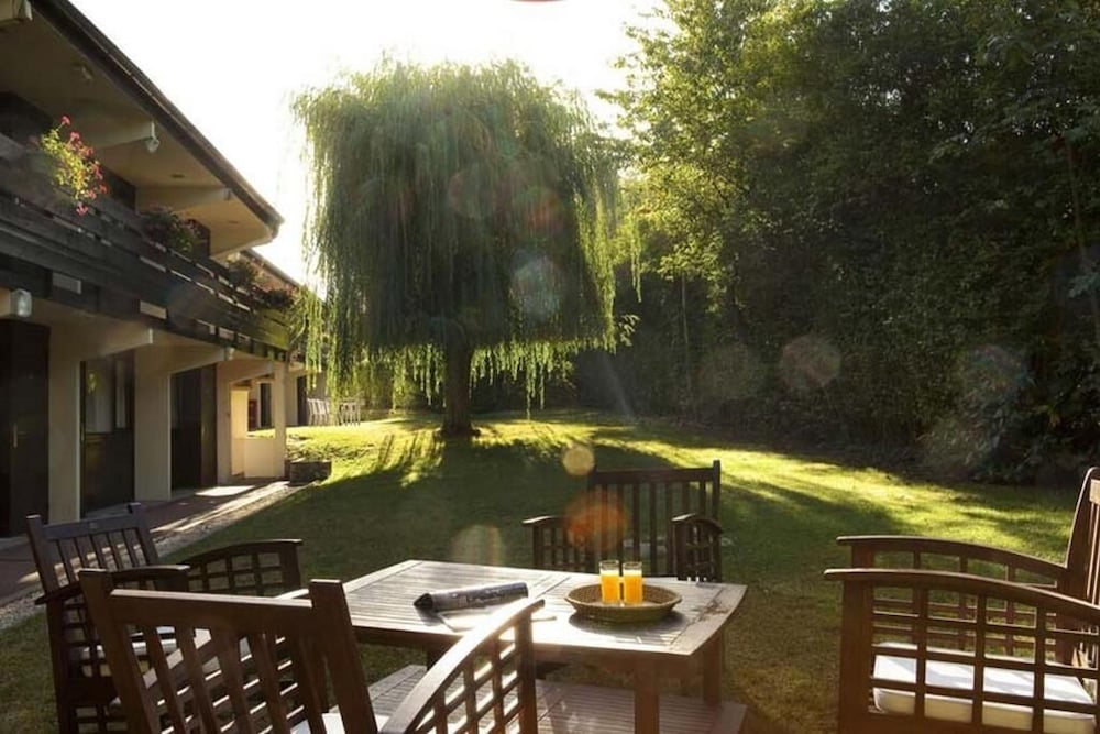 Hotel Pavillon Des Gatines 20/27
