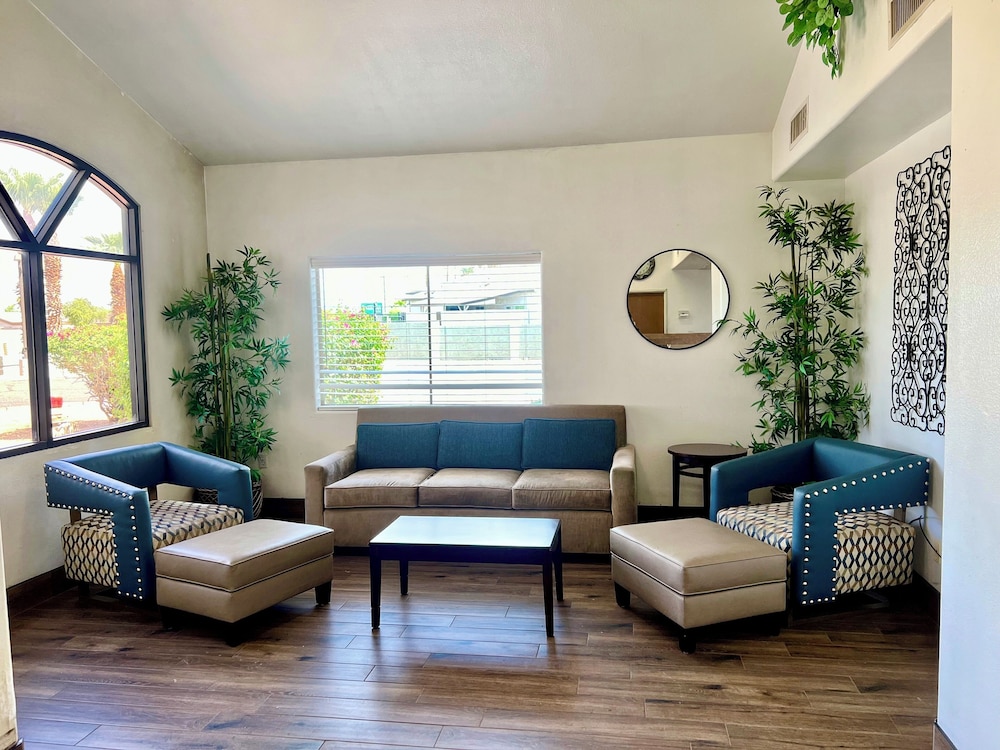 Budget Inn Phoenix 40/56