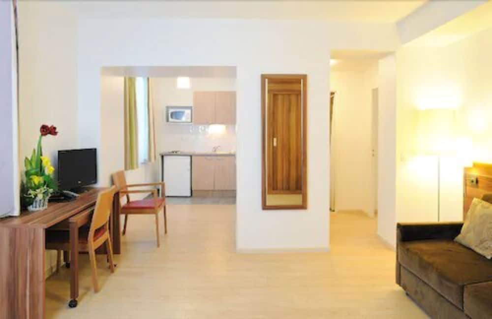 Residhome Bures La Guyonnerie 39/67