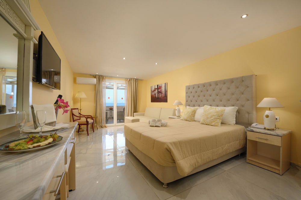 ROOF TOP, PENTHOUSE, DOUBLE BED