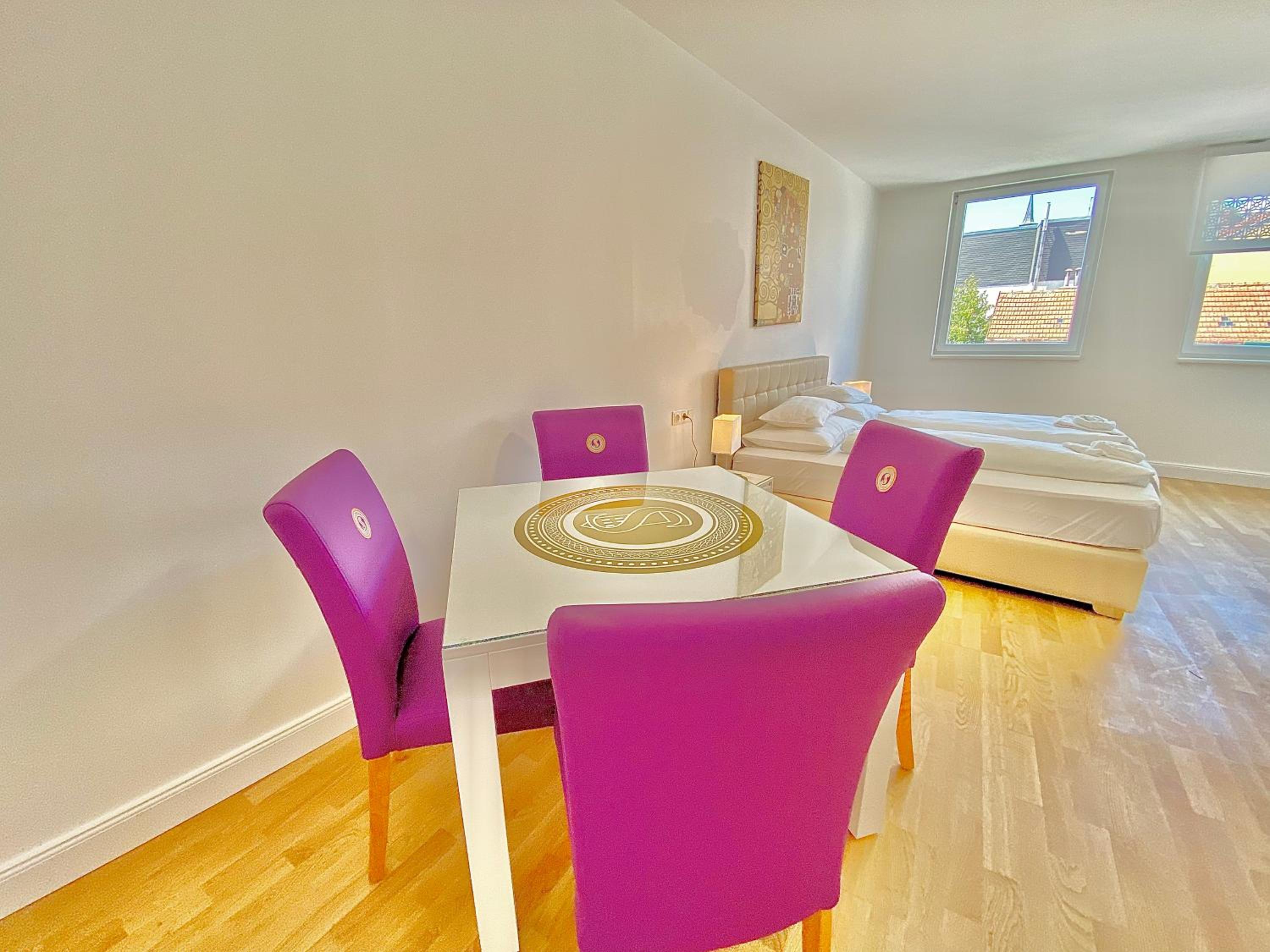 Steiner Residences Modling 8/12