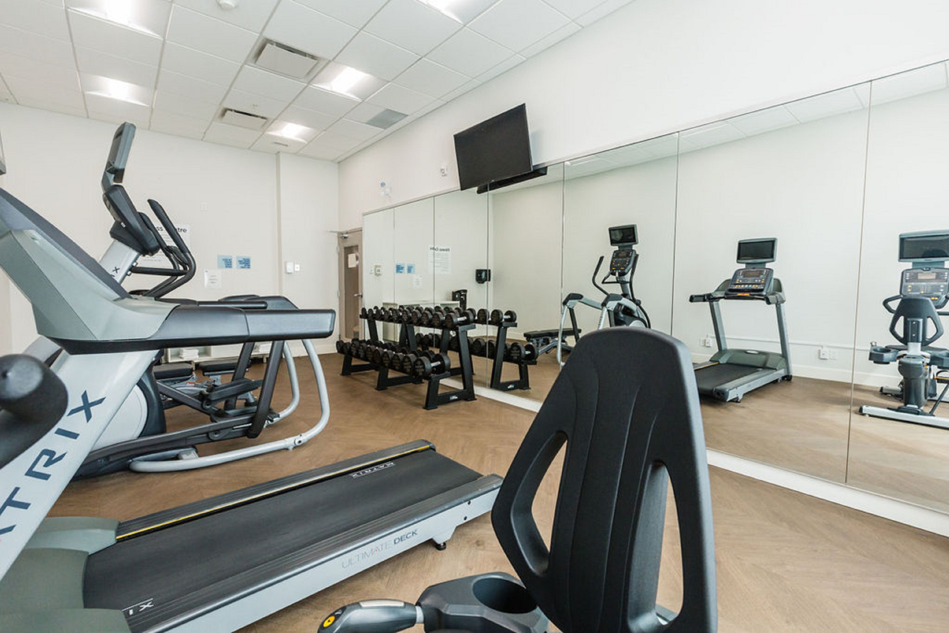 Holiday Inn Express Suites Edmonton N St Albert 41/72