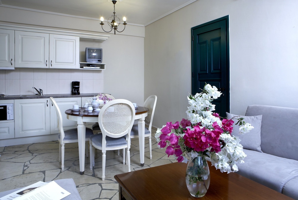 Dafnoudi Hotel Apartments 29/44
