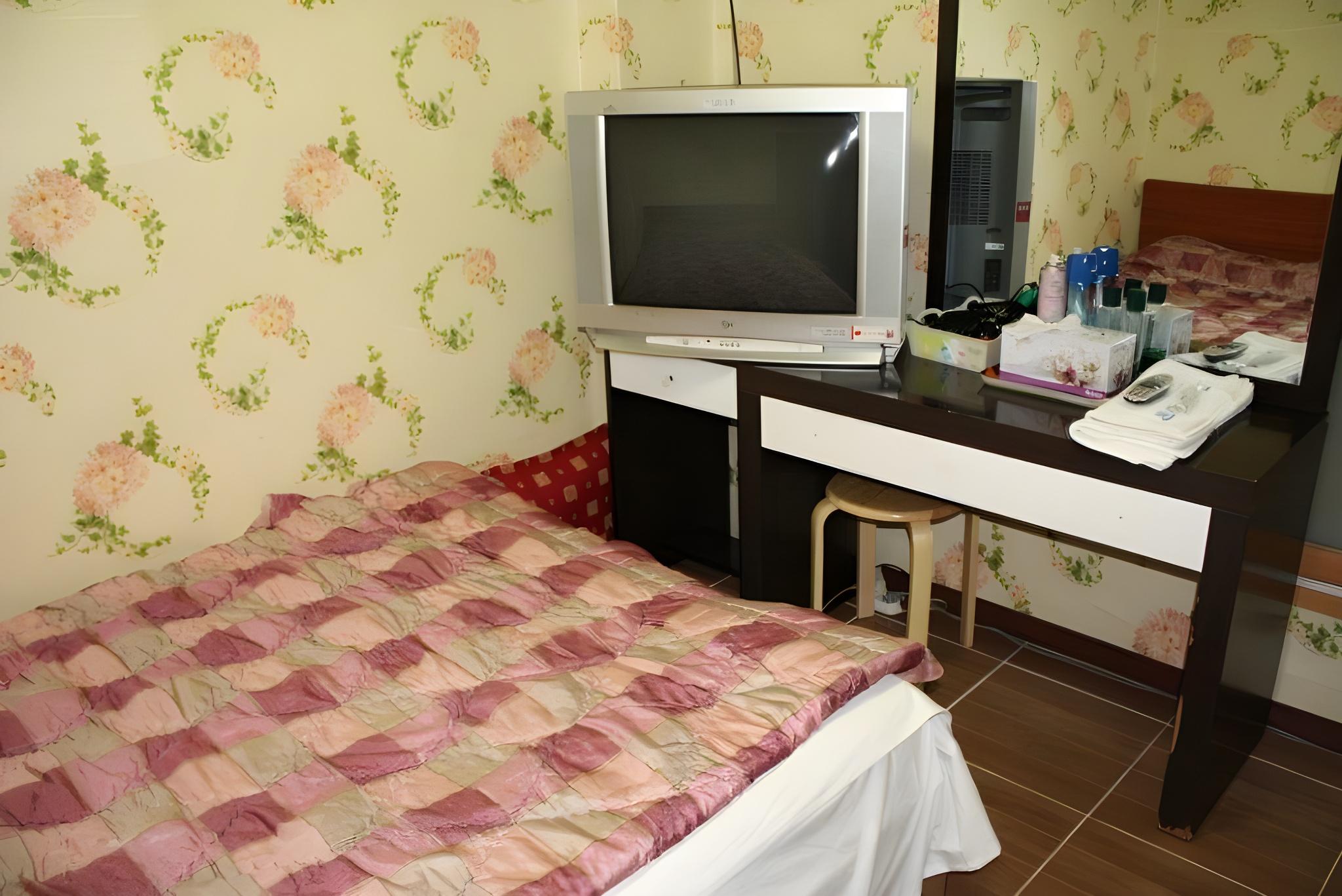 Samwonjang Motel 11/24