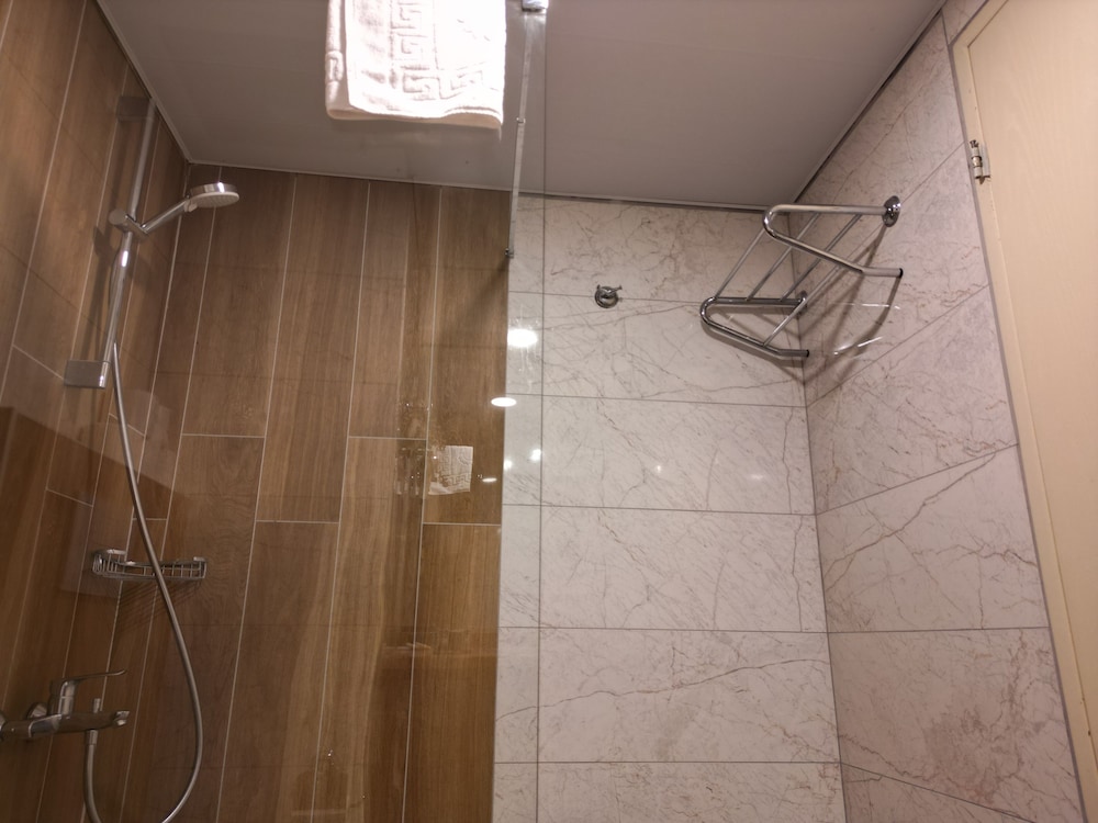Lemas Suite Hotel 16/48
