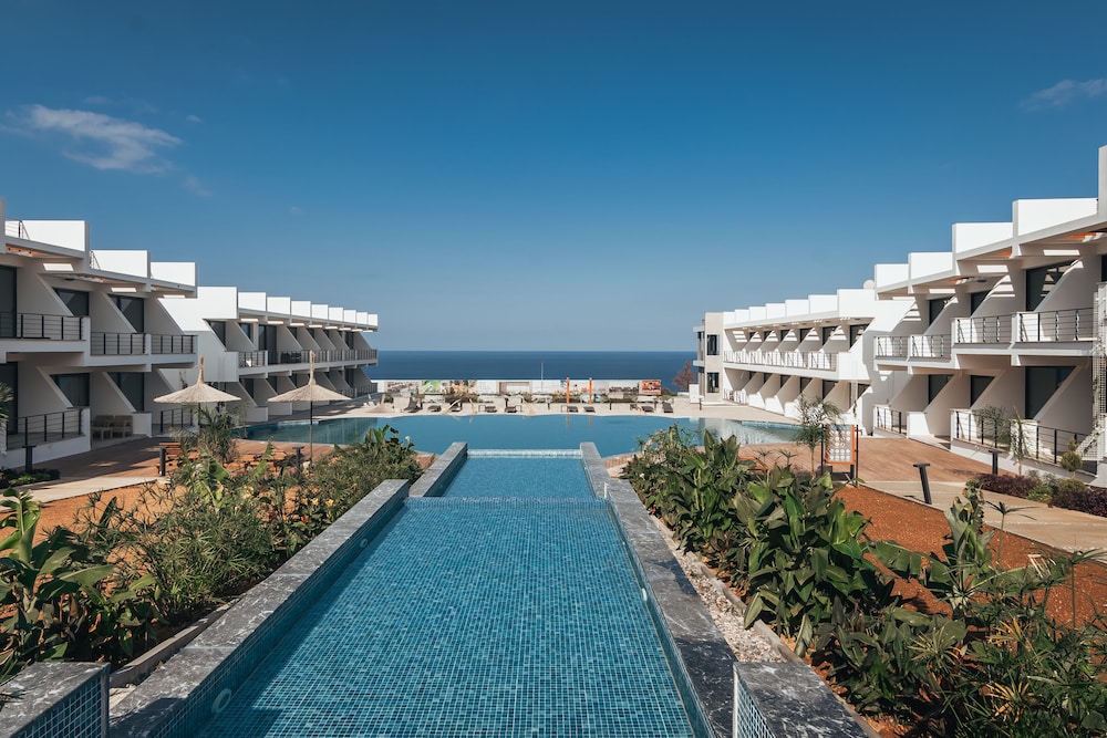 Pearl Island Homes 19/24
