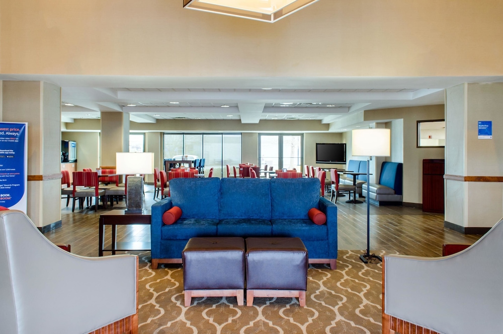 Comfort Inn and Suites Biloxi D Iberville 31/47