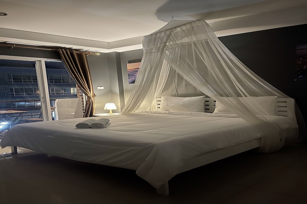 Be Rich Hotel 17/36