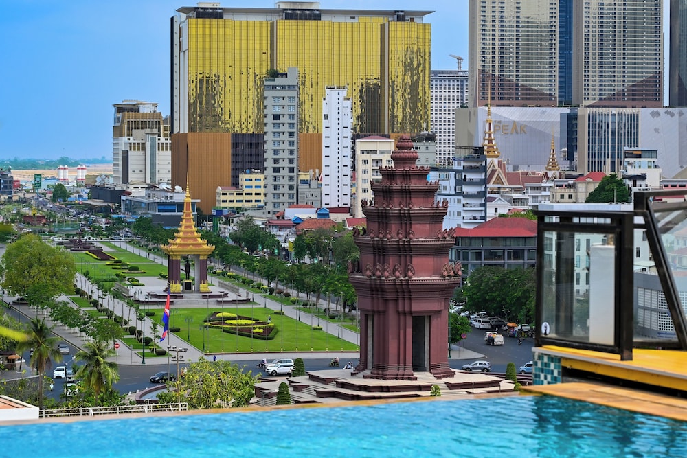 Phnom Penh 51 Hotel & Residences 42/50