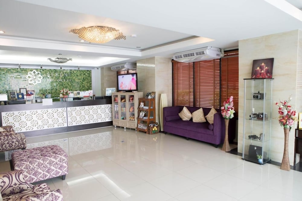 Serene Residence 10/63
