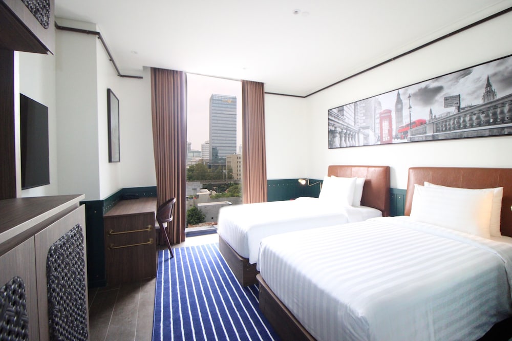 Ashley Tugu Tani Menteng 17/44