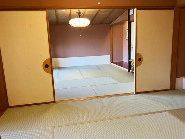 Japanese, Connecting