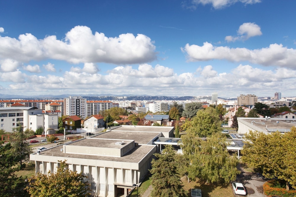 Odalys City Bioparc Lyon Est 62/68