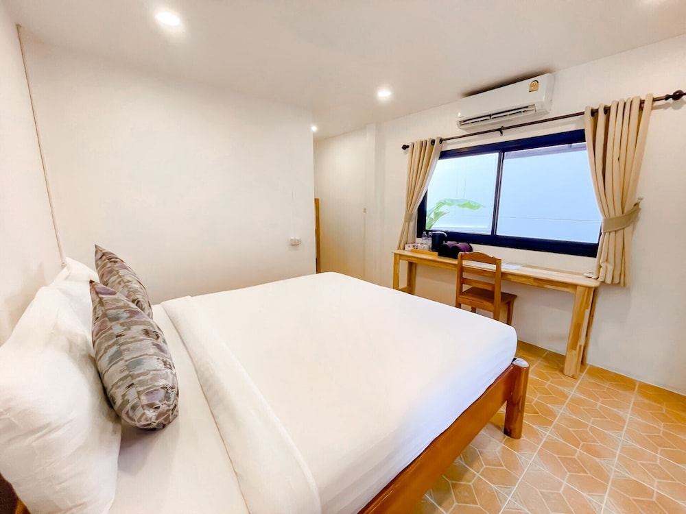 SUPERIOR, DOUBLE BED