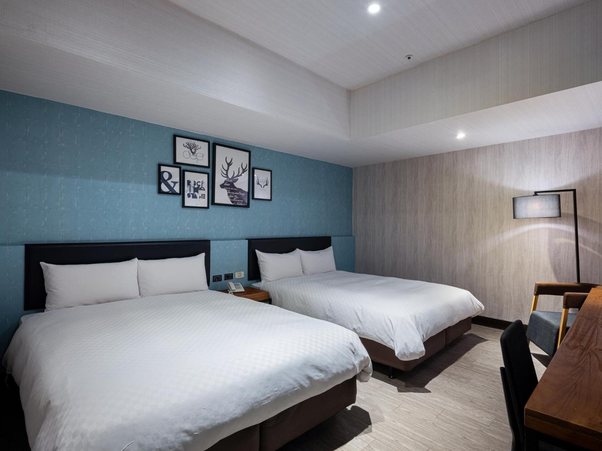 Room, Quadruple, 2 Double Beds, No Window