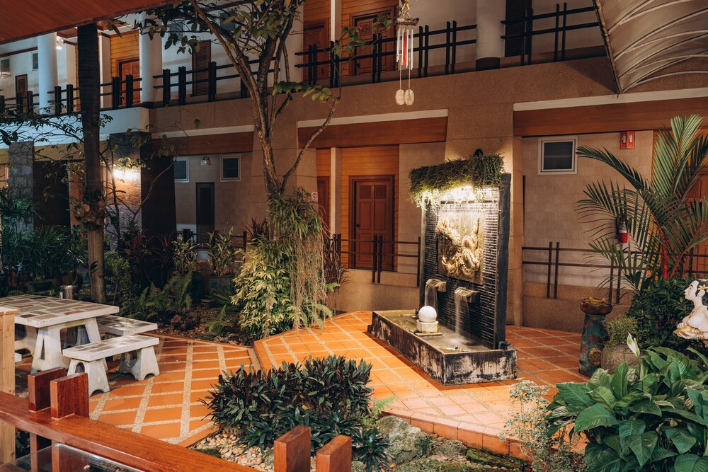 Juntra Resort And Hotel 9/54
