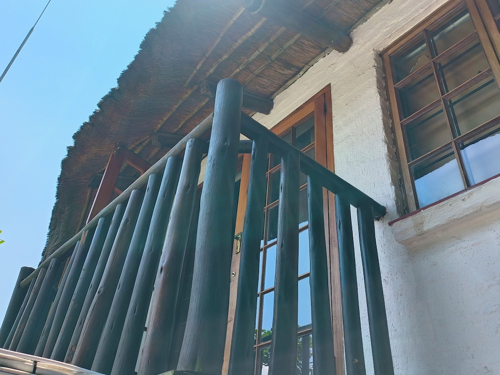 Libra Lodge 2/45