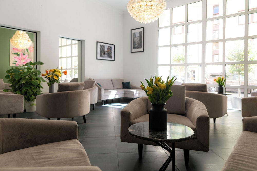 Florum Hotel (Ex Tabor Hotel) 39/56