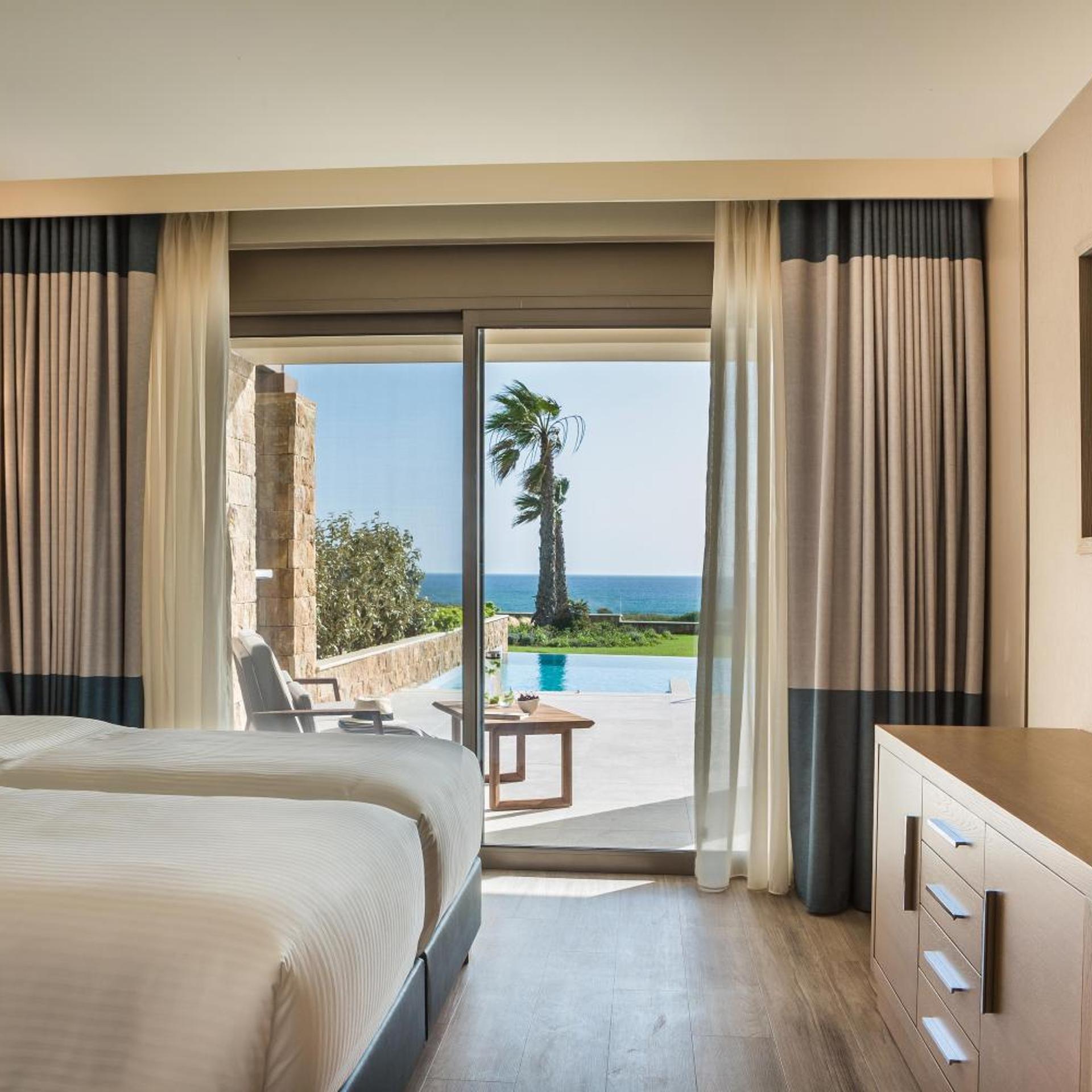 Executive, Suite, Private Pool