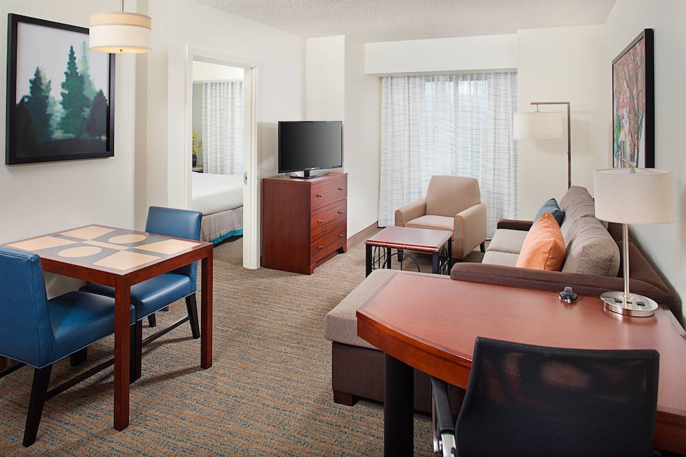 Residence Inn by Marriott Bellevue Downtown 44/50