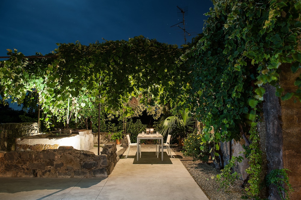 Zash Country Boutique Hotel 59/69