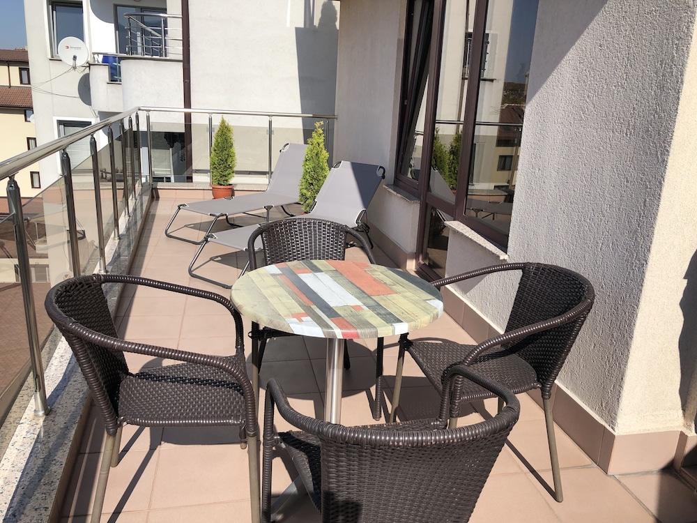Hotel Favorit 40/50