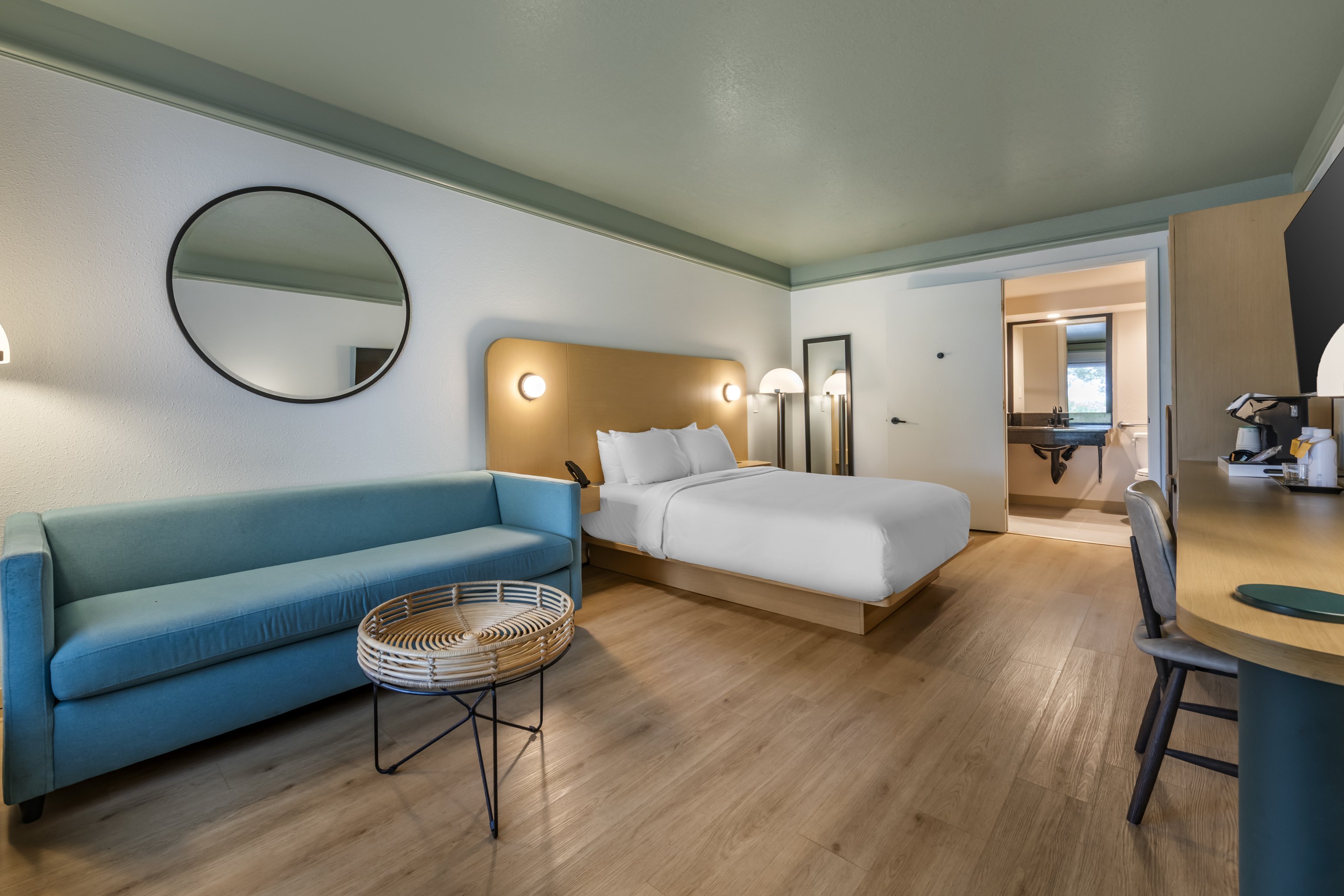 voco Kissimmee Orlando by IHG 18/60