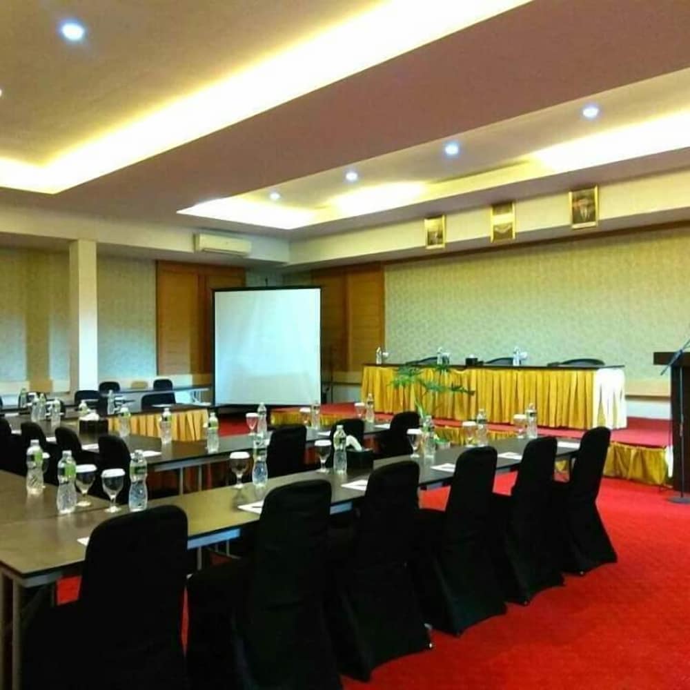 Drego Hotel 43/47