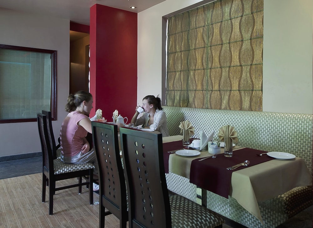 Zo Rooms Assi Ghat Shivala Market 32/49