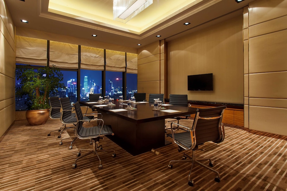 Radisson Blu Plaza Chongqing 36/50