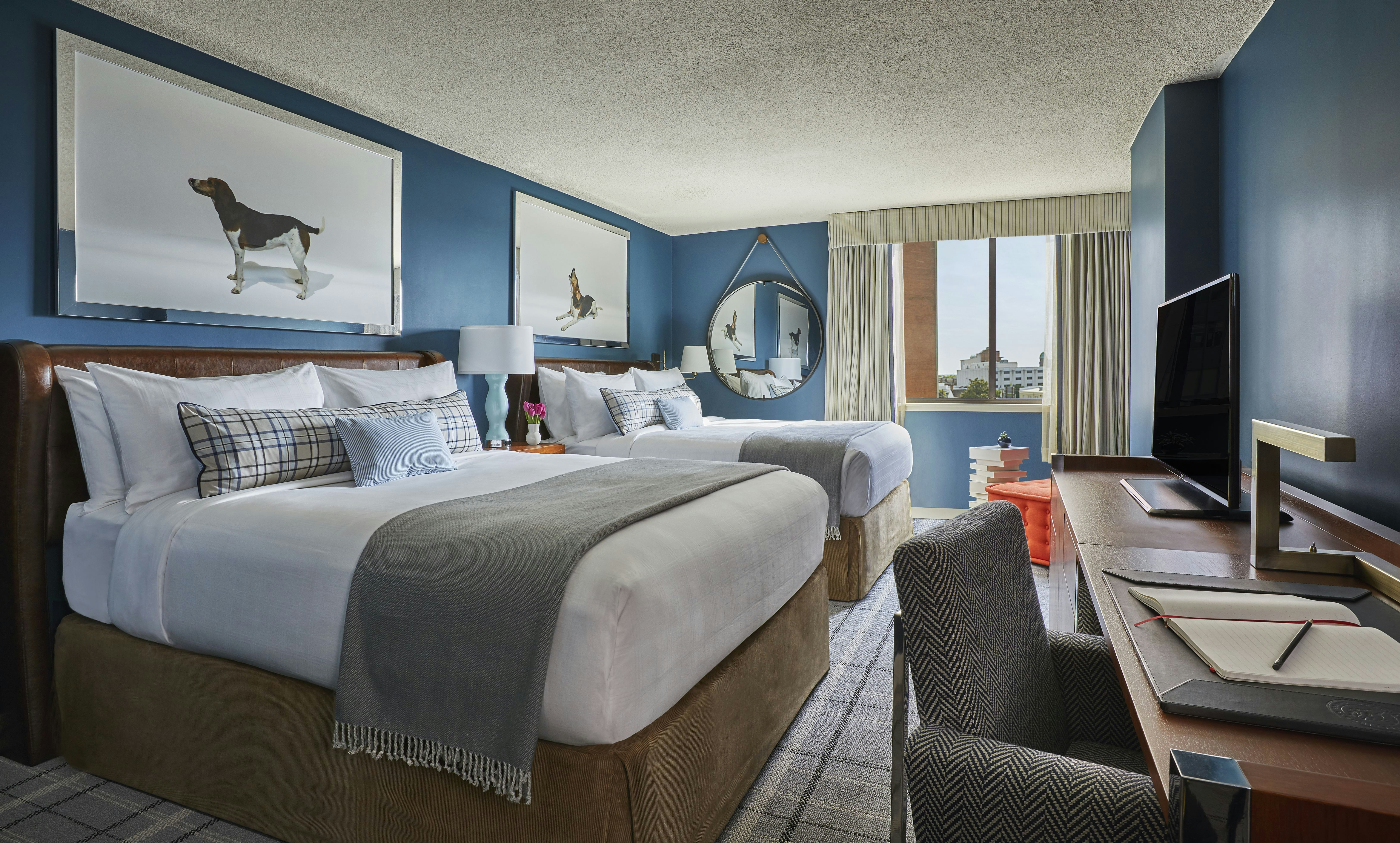 Graduate by Hilton Richmond 28/61