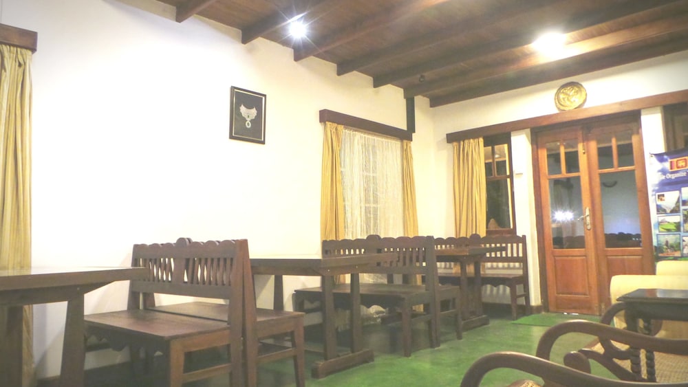 Golf Green City Bungalow 29/38