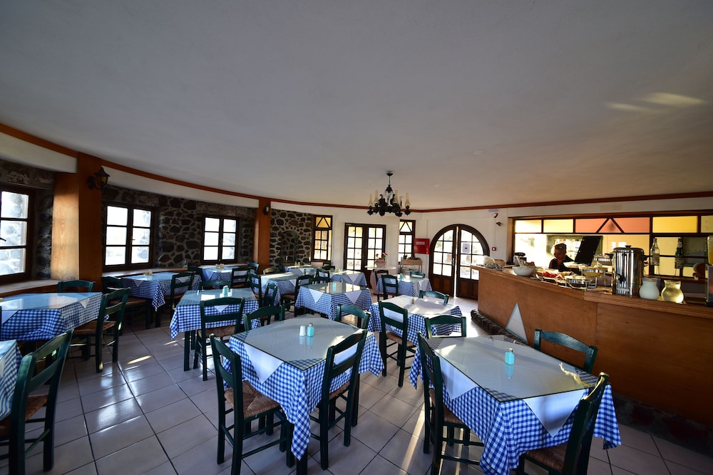 CALDERA VIEW RESORT ADULTS ONLY 38/50
