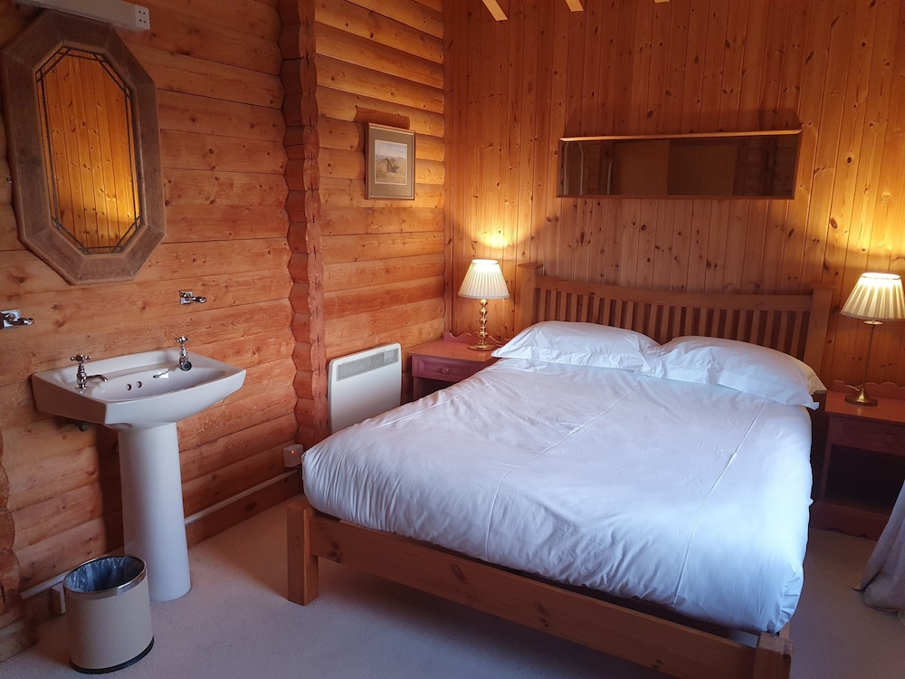 Summer Isles Hotel 13/50