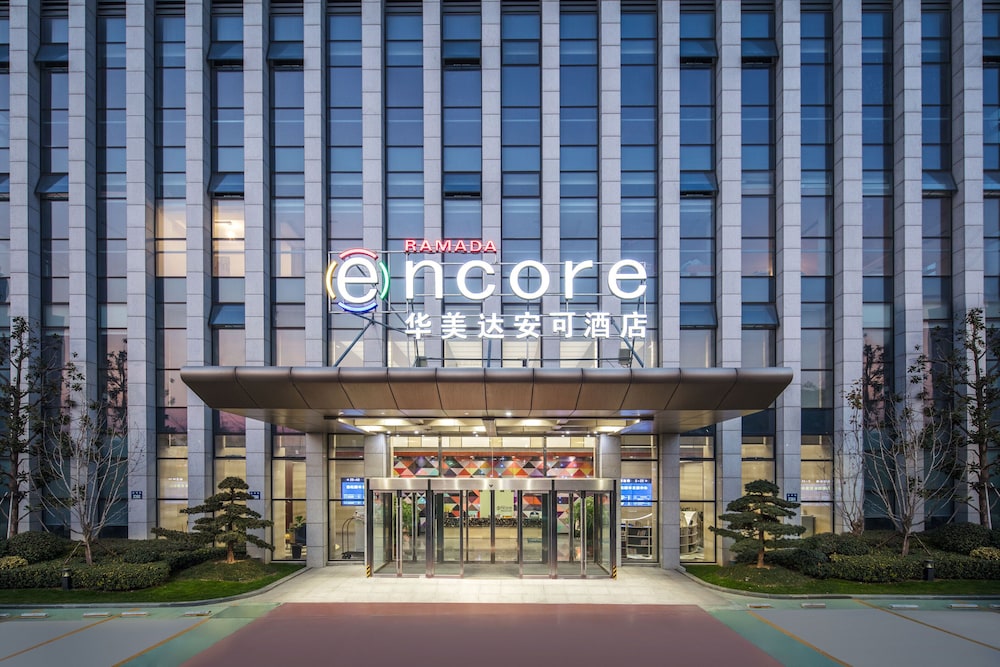 Ramada Encore by Wyndham Hangzhou Aoti 3/64