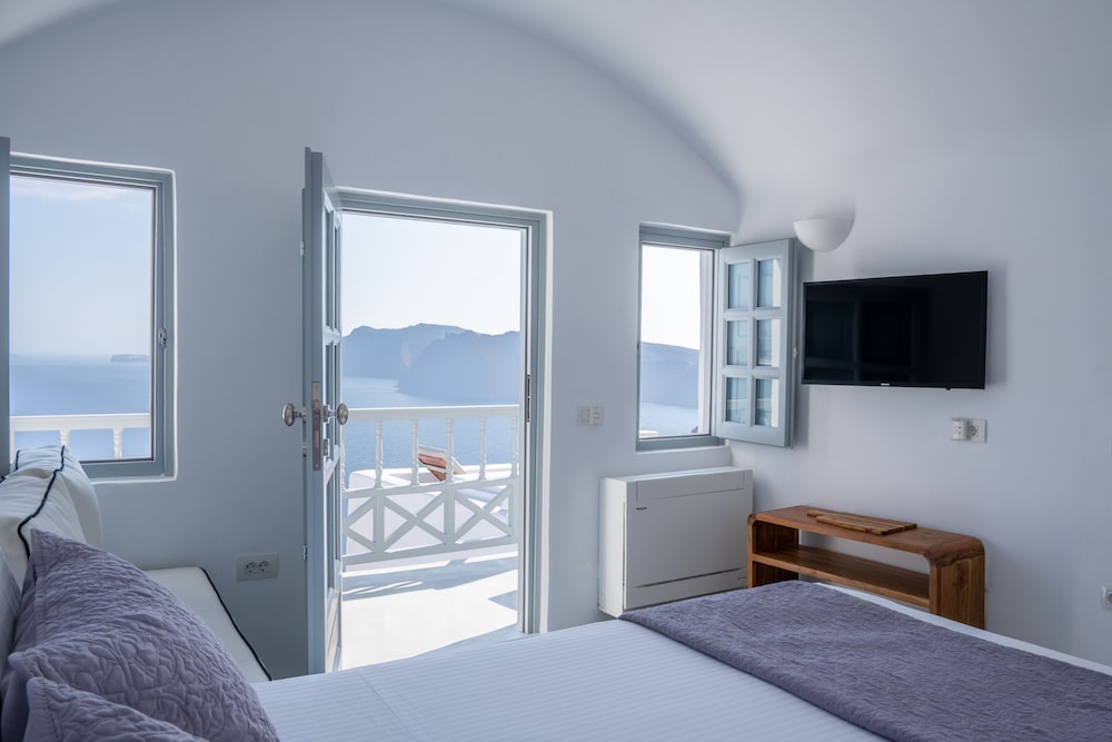 Oia Spirit Boutique Residences 28/50