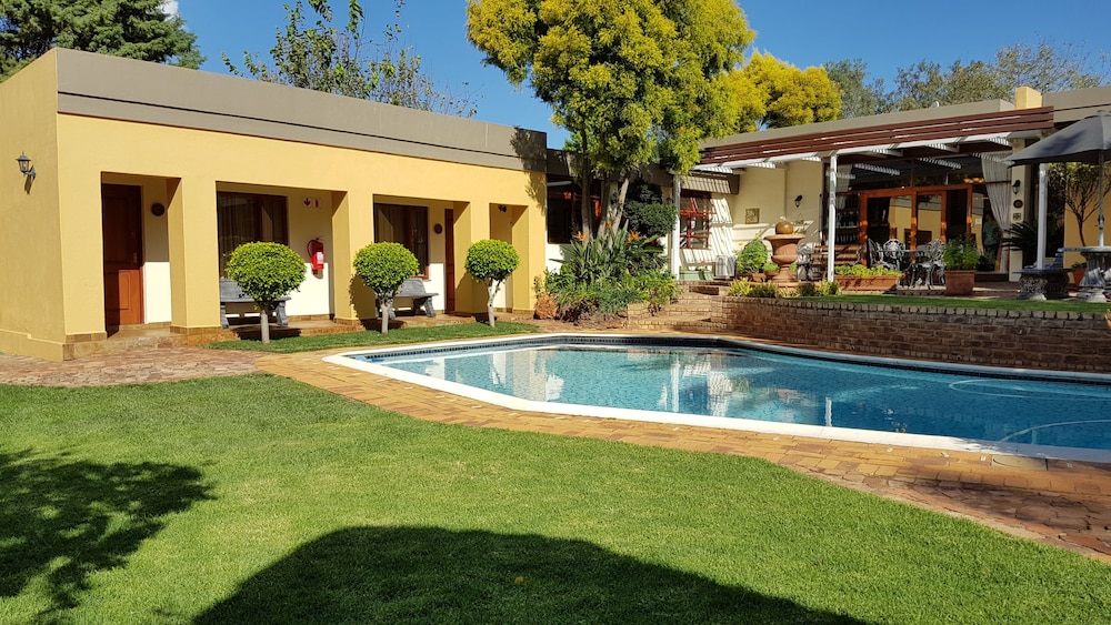 Jubilee Lodge Guest House 27/32