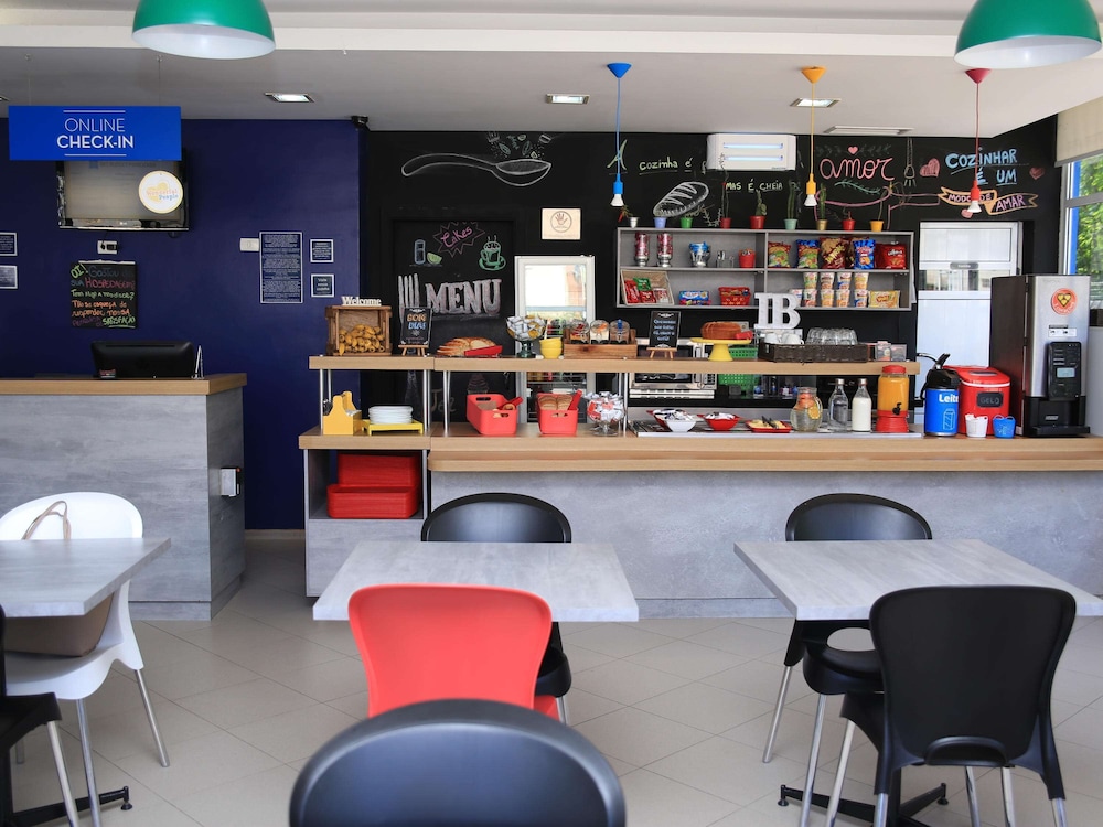 Ibis Budget Piracicaba 44/64