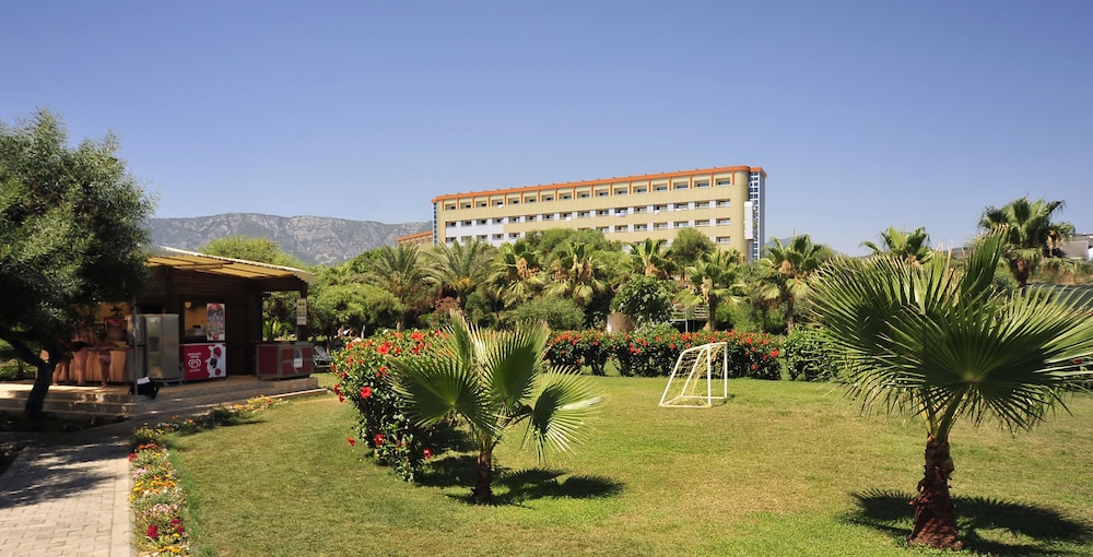 Kirbiyik Resort Hotel 40/47