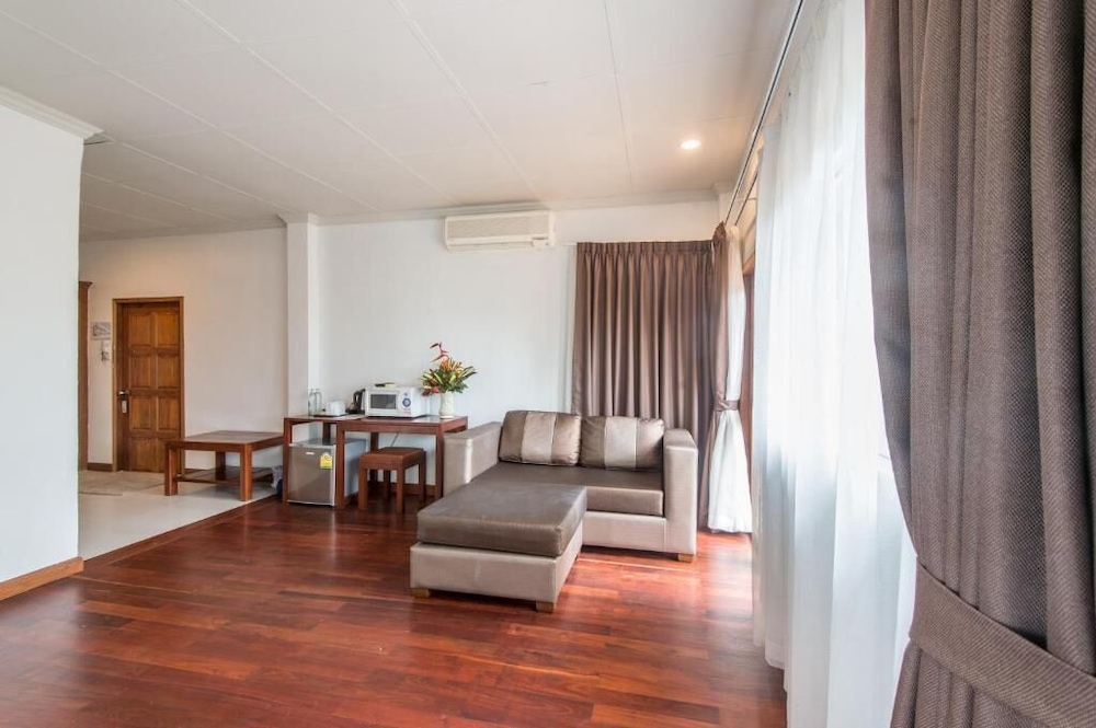 Twinbay Resort And Spa 48/69