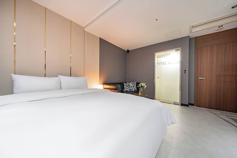 Hotel Bella 8/33
