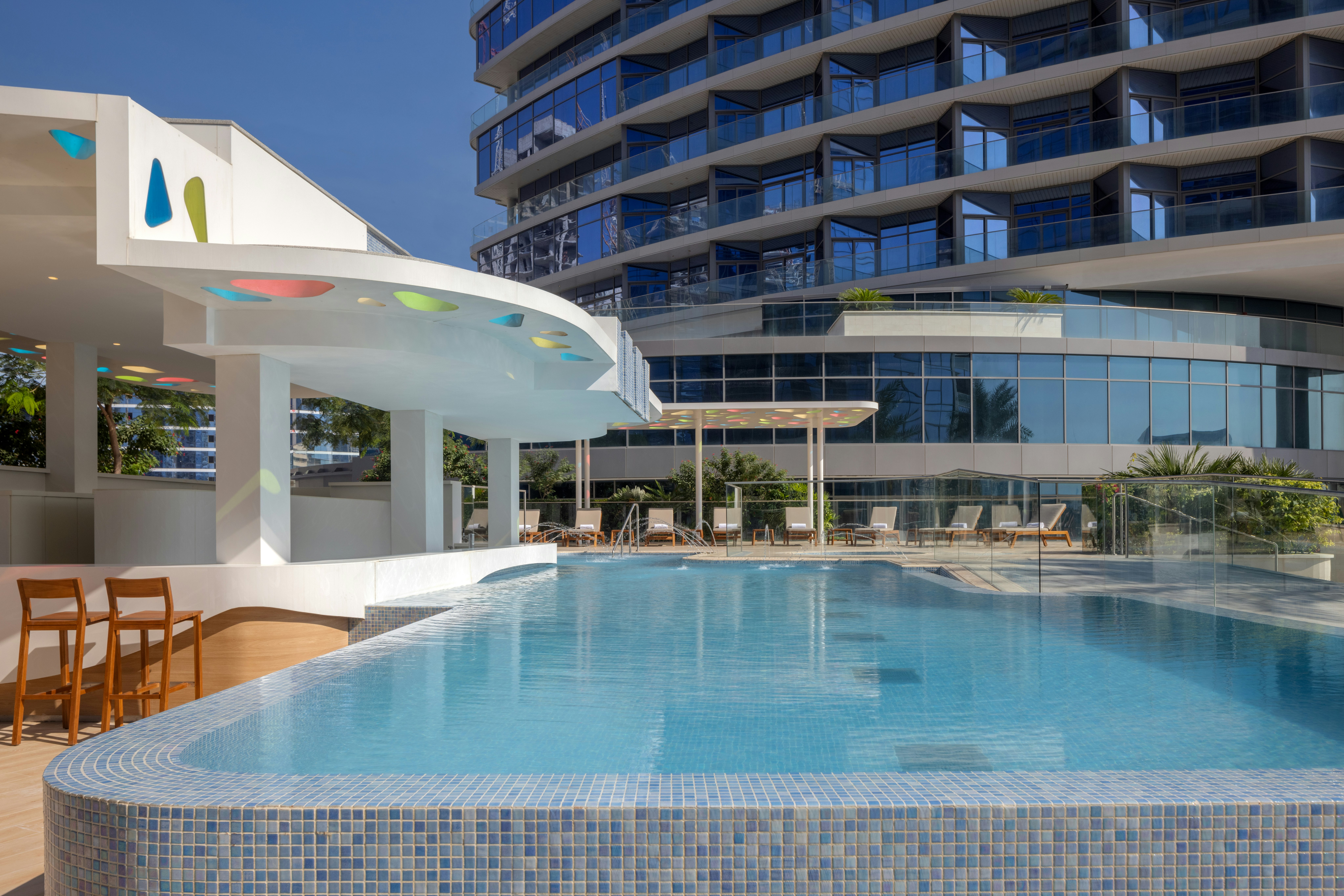 Hilton Dubai Creek Hotel & Residences 3/32