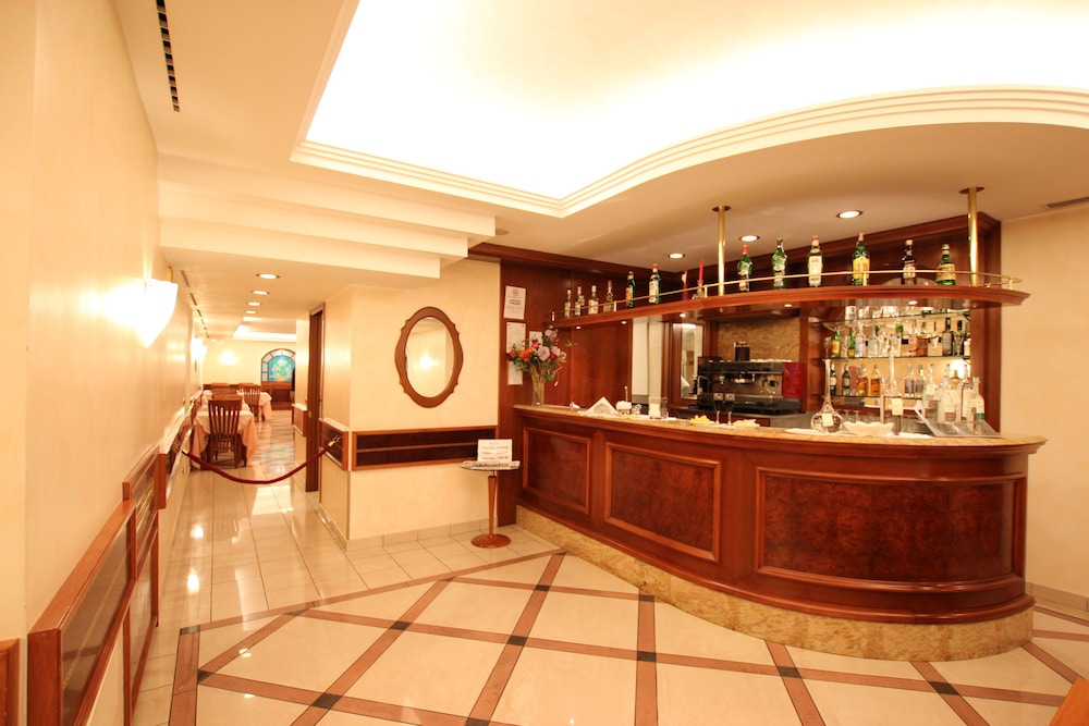 Mokinba Hotel Montebianco 12/71