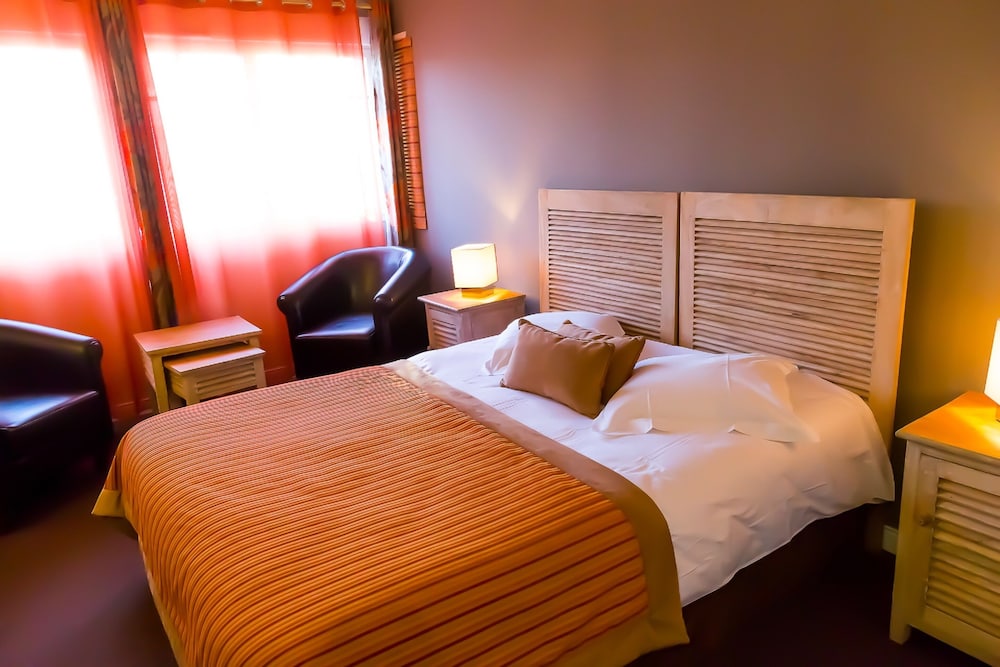Qualys Hotel Almoria 13/75