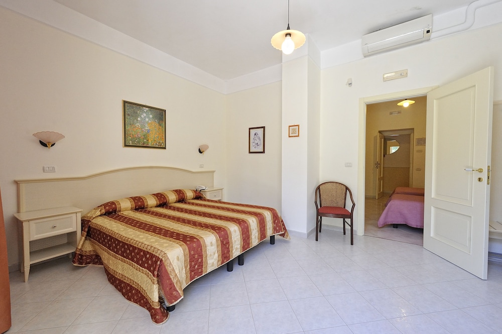 SUPERIOR, SUITE, TERRACE