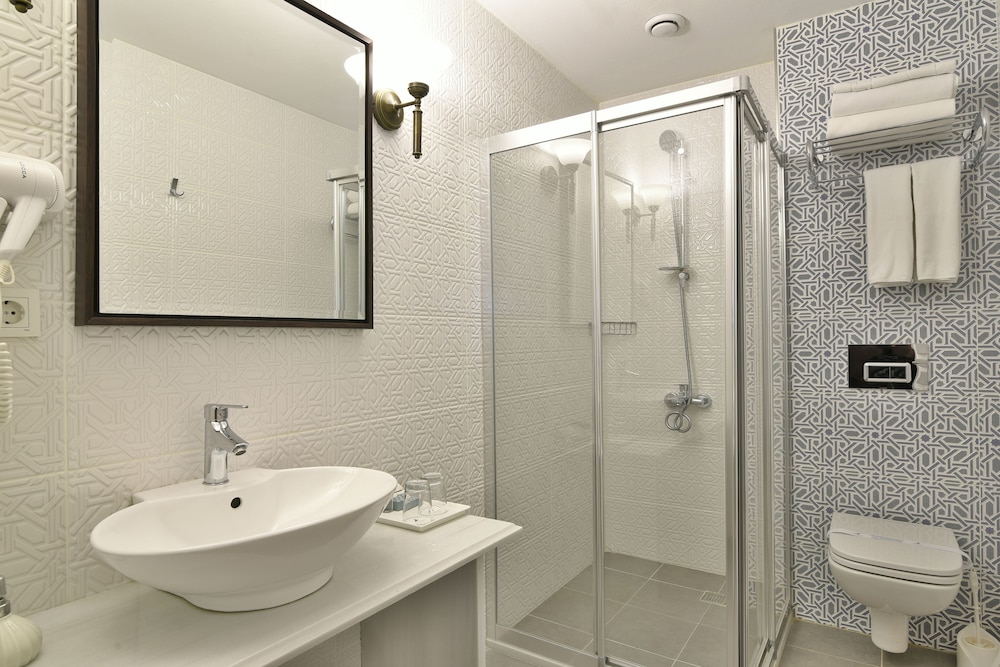 Istanbul Life Hotel 32/36