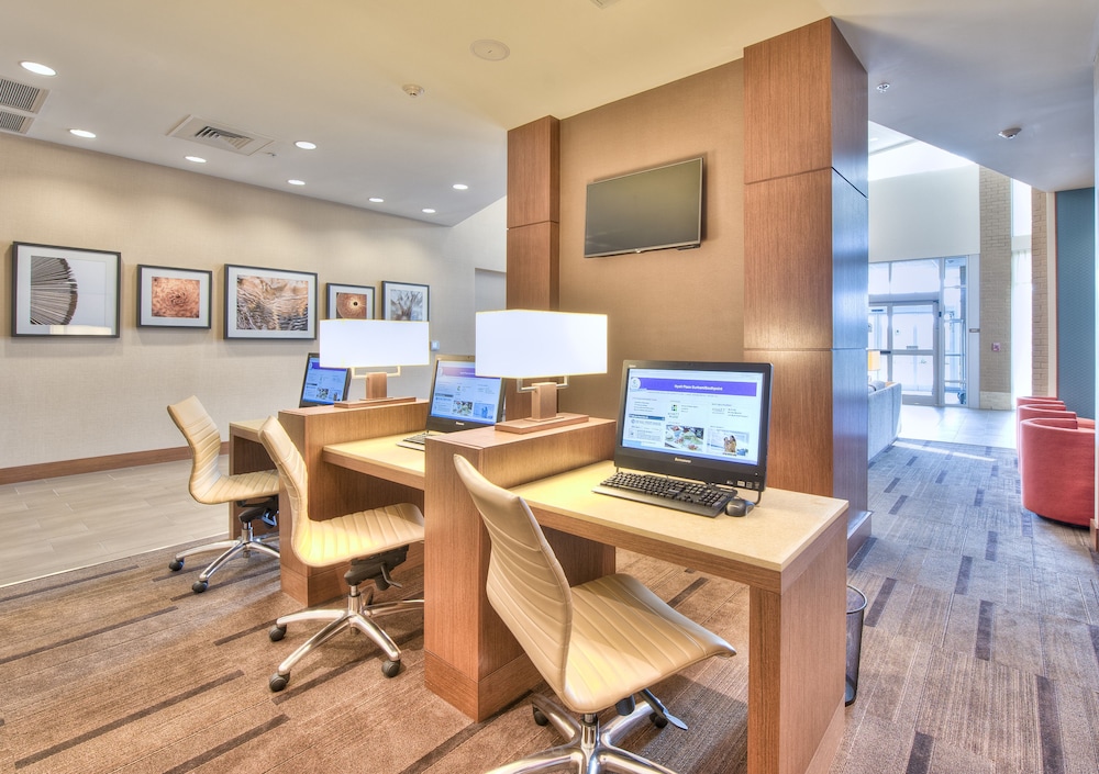 Hyatt Place Durham Southpoint 61/66