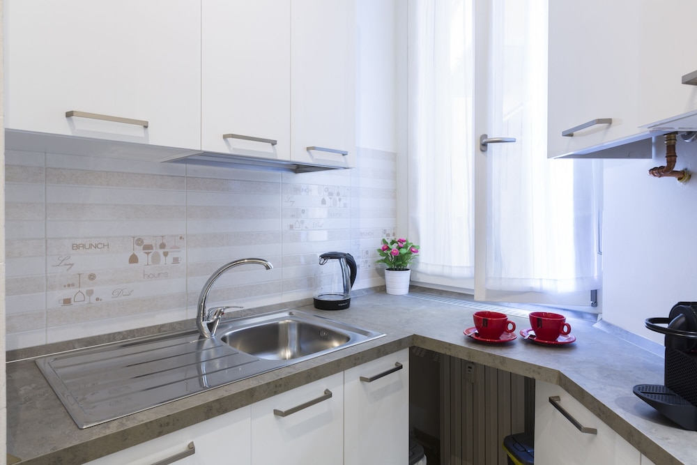 notaMi - Yellow Line Apartment 27/29