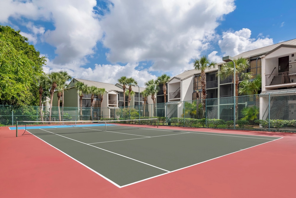 Parkway International Resort 36/63