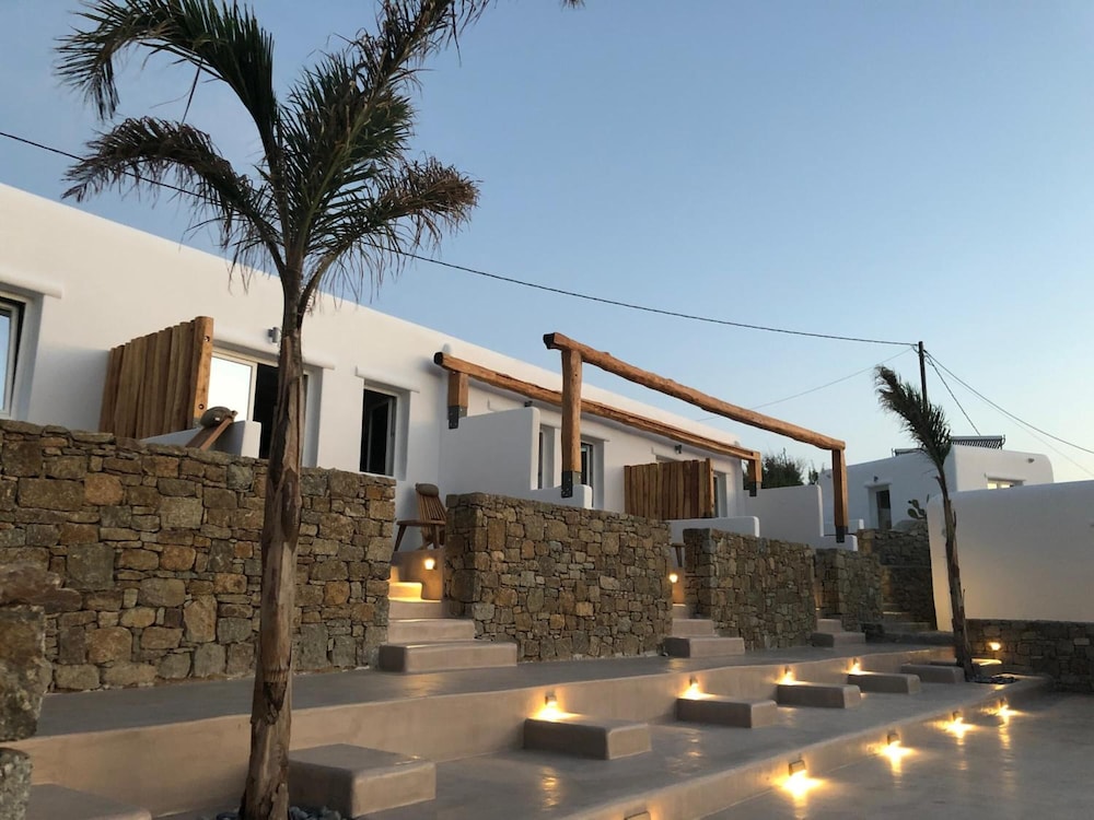 Aelia Mykonos 37/50